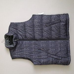 Amazon Essentials Puffer Vest